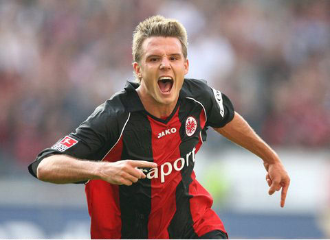 像是單打獨 像是單打獨